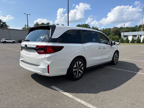 Used 2025 Honda Odyssey EX-L image 5