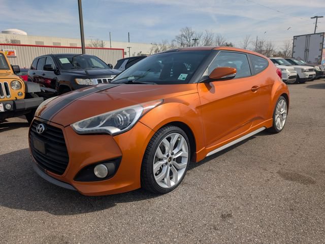 Used 2014 Hyundai Veloster Turbo FWD image 3