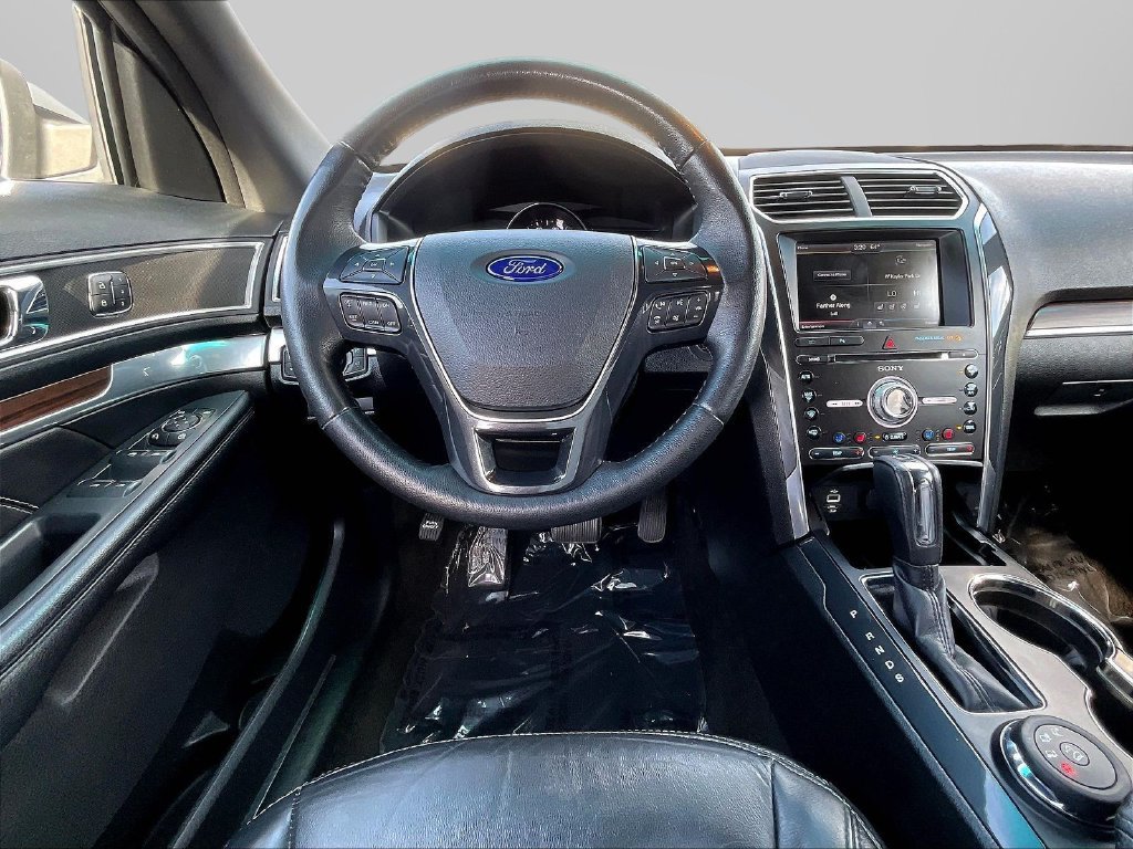 Used 2016 Ford Explorer Limited AWD/4WD image 8