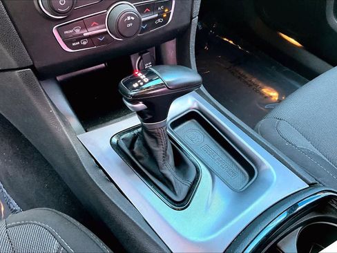 Used 2019 Dodge Charger SXT w/ Blacktop Package RWD image 17