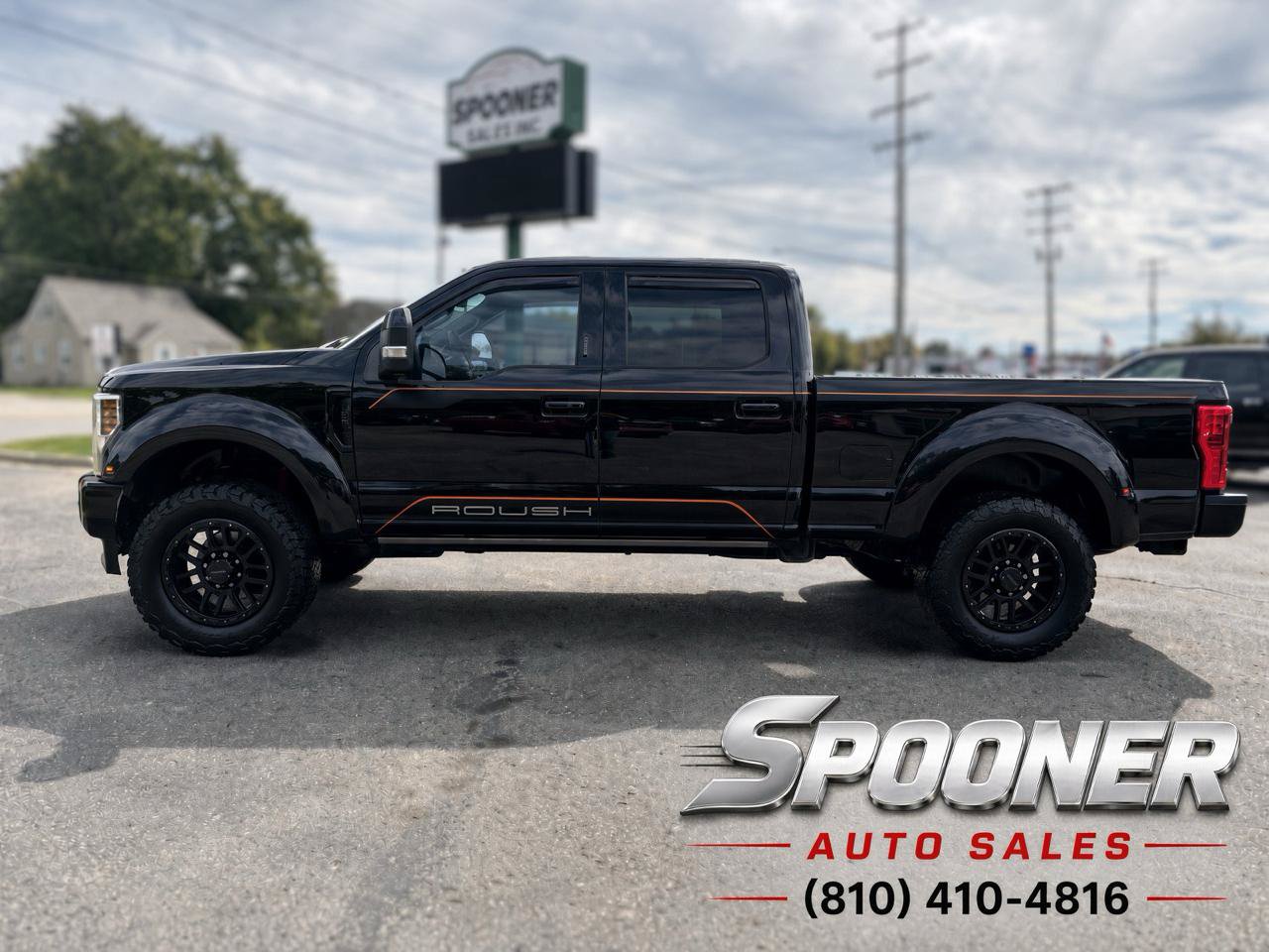 Used 2019 Ford F250 Lariat w/ Lariat Ultimate Package AWD/4WD image 2