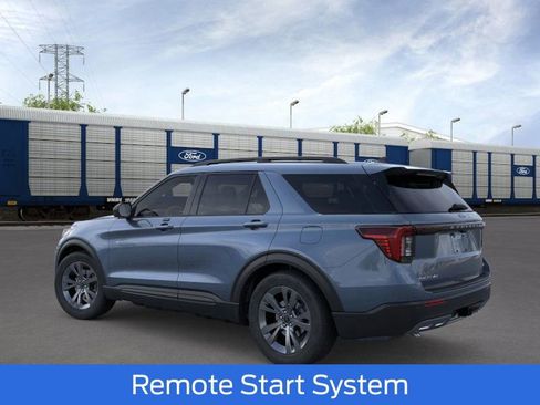 New 2026 Ford Explorer Active image 4