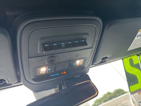 Used 2022 Ford Bronco Badlands image 17