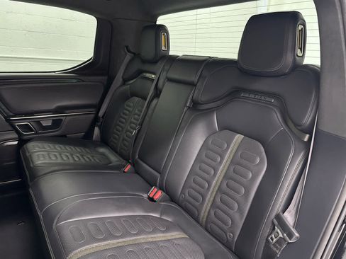 Used 2022 Rivian R1T Adventure image 16