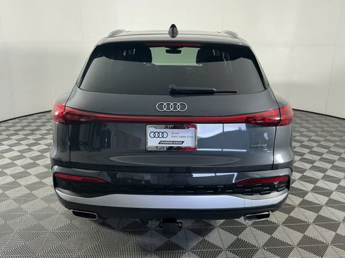 Used 2025 Audi Q5 Premium w/ Premium Plus AWD/4WD image 7
