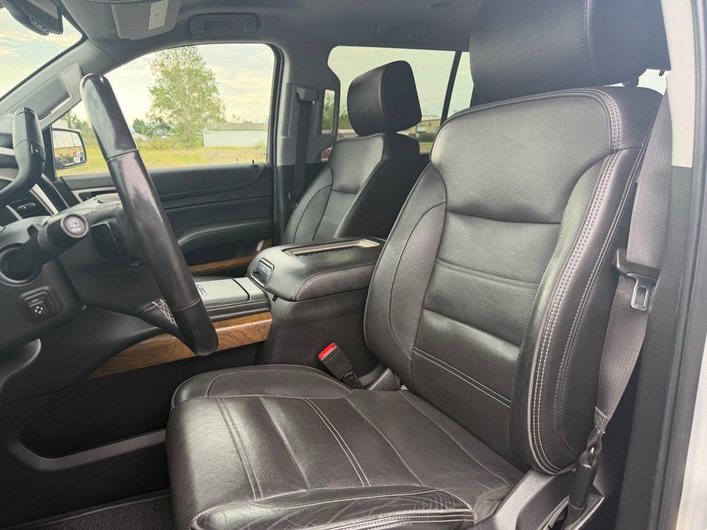 Used 2020 GMC Yukon XL Denali AWD/4WD image 17