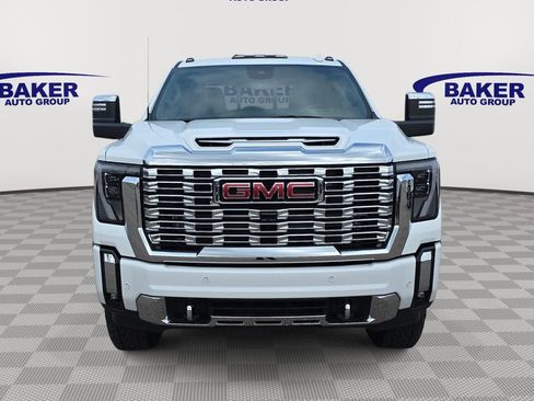 New 2026 GMC Sierra 2500 Denali w/ Denali Reserve Package AWD/4WD image 2