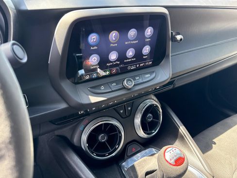 Used 2021 Chevrolet Camaro SS RWD image 17