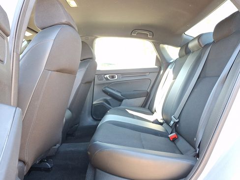 Used 2023 Honda Civic Sport image 9