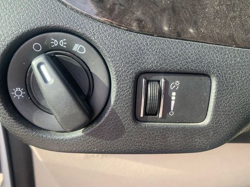 Used 2019 Dodge Grand Caravan SXT w/ Quick Order Package 29G SXT image 22