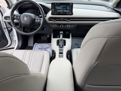 Used 2023 Honda HR-V EX-L image 16