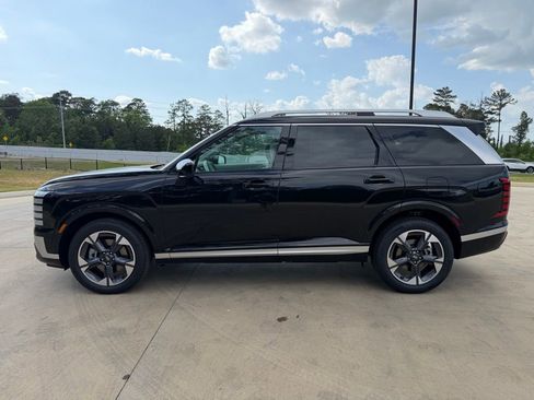 New 2026 Hyundai Palisade Limited FWD image 2