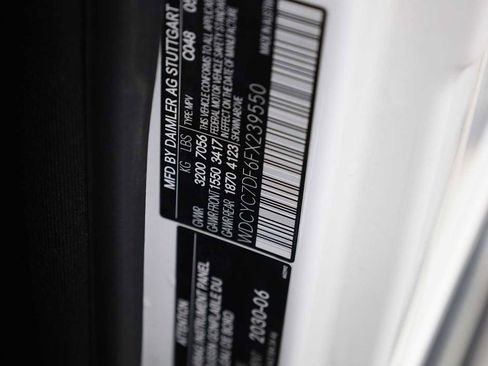 Used 2015 Mercedes-Benz G 63 AMG 4MATIC image 48