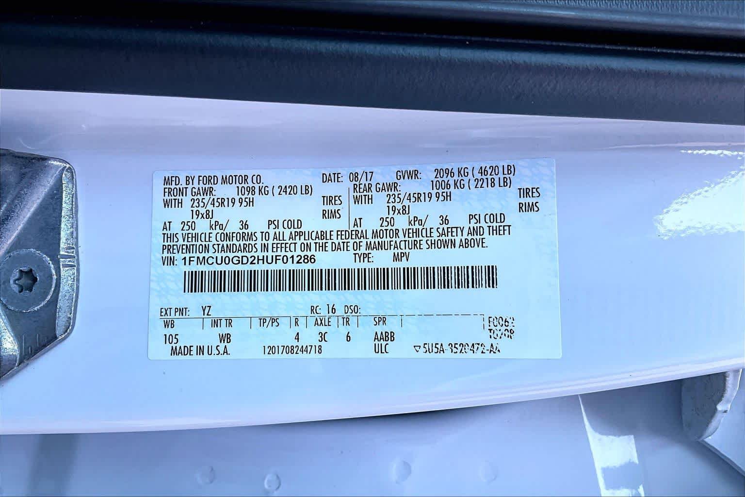 Used 2017 Ford Escape SE w/ SE Sport Appearance Package FWD image 36
