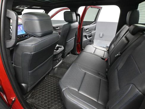 Used 2022 Toyota Tundra Platinum image 39