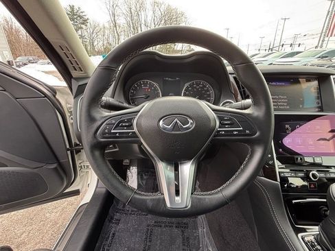 Used 2018 INFINITI Q50 Luxe w/ Essential Package (3.0T Luxe) image 13