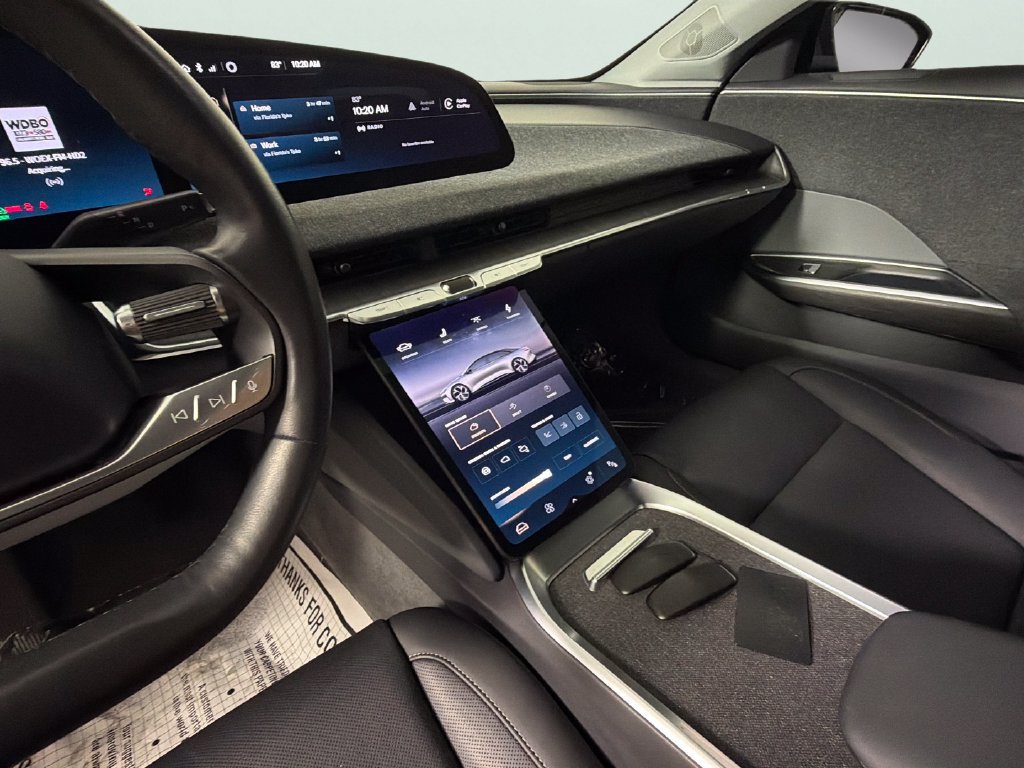 Used 2025 Lucid Air Pure RWD image 20