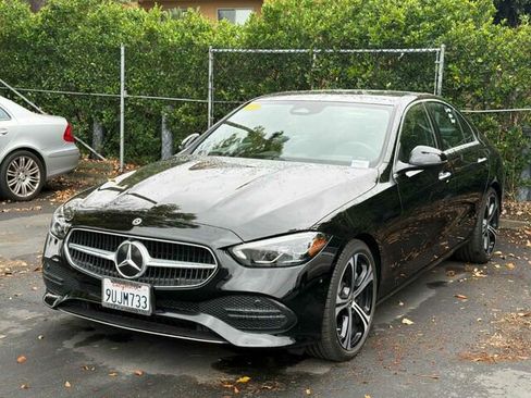 Used 2025 Mercedes-Benz C 300 4MATIC Sedan image 2