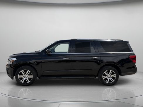 Certified 2024 Ford Expedition Max Limited RWD image 5
