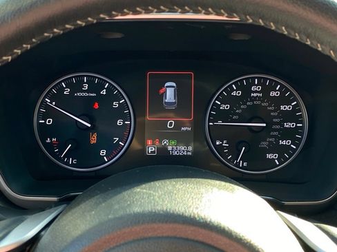 Used 2025 Subaru Outback Limited AWD/4WD image 15