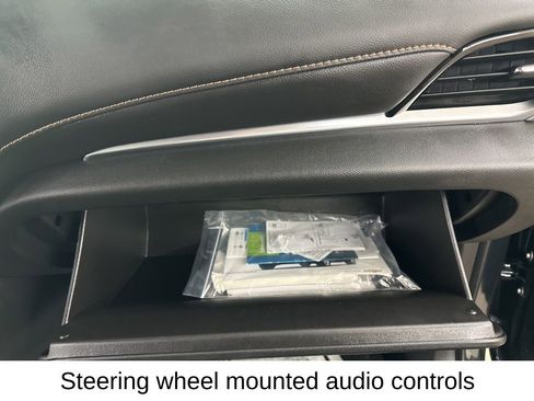 Used 2019 Chevrolet Traverse LT image 22