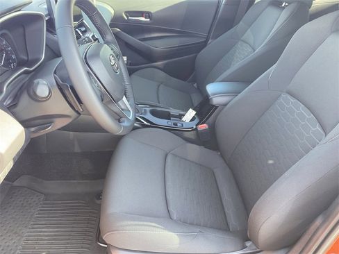 Certified 2025 Toyota Corolla SE image 21