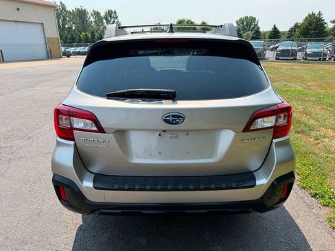 Used 2018 Subaru Outback 2.5i Premium AWD/4WD image 2