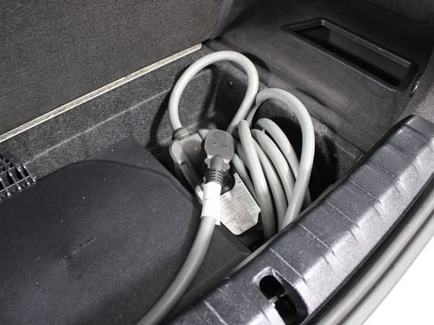 Used 2023 BMW i4 eDrive40 w/ M Sport Package RWD image 31
