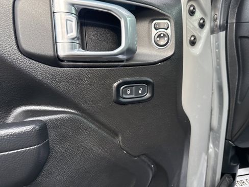 Used 2022 Jeep Wrangler Unlimited Rubicon 4xe w/ Cold Weather Group image 13