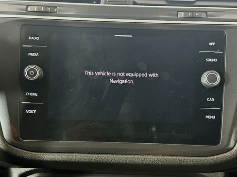 Used 2024 Volkswagen Tiguan S image 21