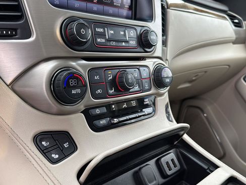 Certified 2016 GMC Yukon Denali w/ Open Road Package image 23