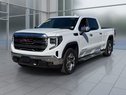 Used 2025 GMC Sierra 1500 SLT w/ SLT Premium Plus Package