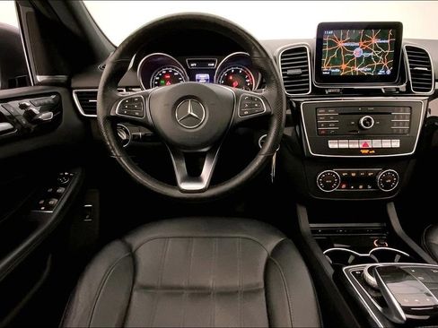 Used 2018 Mercedes-Benz GLE 350 4MATIC image 4