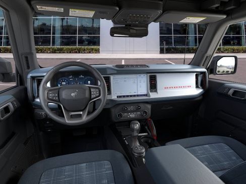 New 2026 Ford Bronco Heritage Edition AWD/4WD image 9