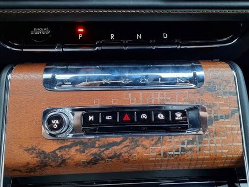 New 2025 Lincoln Aviator Black Label image 8