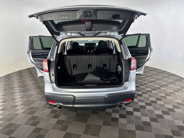 Used 2025 Subaru Ascent Bronze Edition AWD/4WD image 17