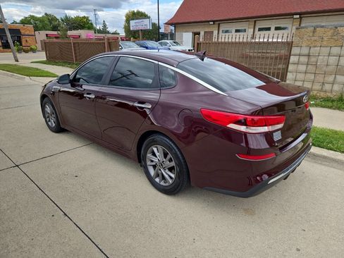 Used 2020 Kia Optima LX image 16
