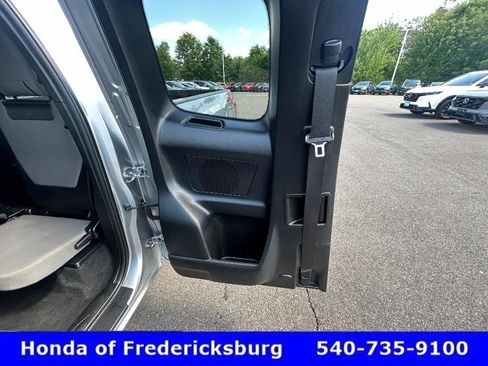 Used 2020 Toyota Tacoma SR w/ SX Package AWD/4WD image 11