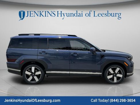 New 2026 Hyundai Santa Fe Limited FWD image 2