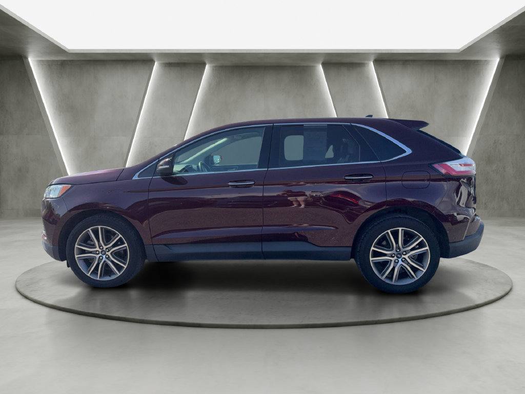 Used 2021 Ford Edge Titanium AWD/4WD image 4