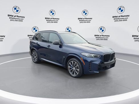 Used 2025 BMW X5 M60i AWD/4WD image 2