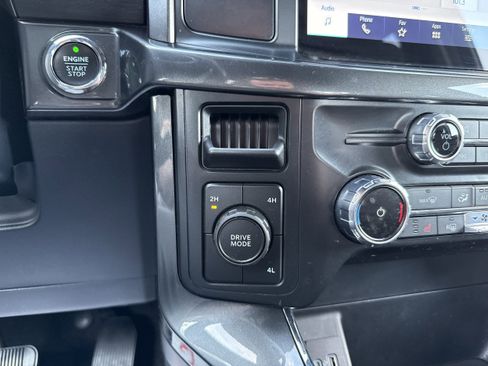 Certified 2022 Ford F150 XLT w/ Equipment Group 302A High image 21