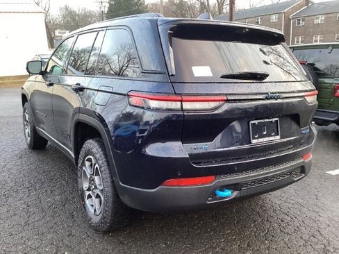 New 2024 Jeep Grand Cherokee Trailhawk w/ Advanced Protech Group II image 2