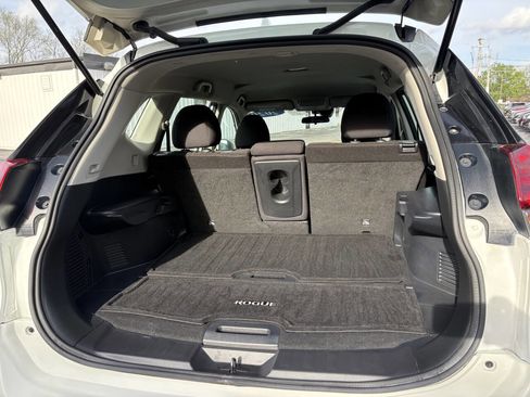 Used 2020 Nissan Rogue S AWD/4WD image 25