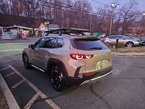 Used 2025 MAZDA CX-50 Meridian Edition w/ Apex Package image 5