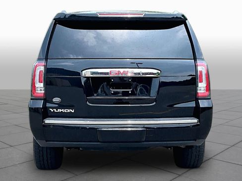 Used 2019 GMC Yukon Denali AWD/4WD image 5