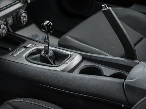 Used 2015 Chevrolet Camaro SS image 36