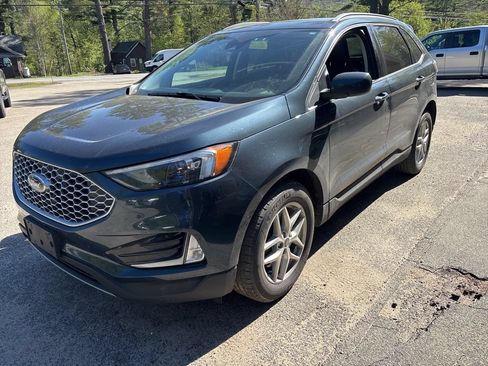 Used 2023 Ford Edge SEL w/ Convenience Package AWD/4WD image 3