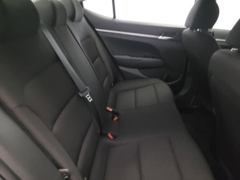 Used 2019 Hyundai Elantra SE w/ Cargo Package FWD image 19