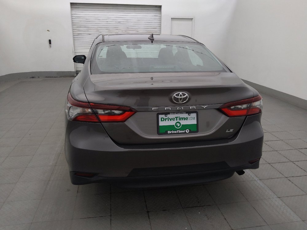 Used 2022 Toyota Camry LE FWD image 6